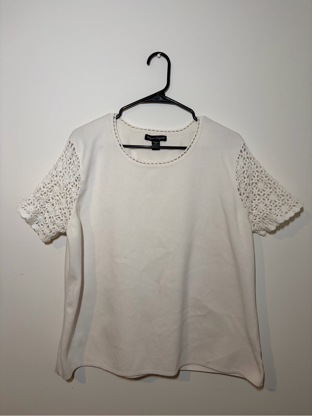 Designers Originals Cream Short Sleeve Top with Crochet Sleeves